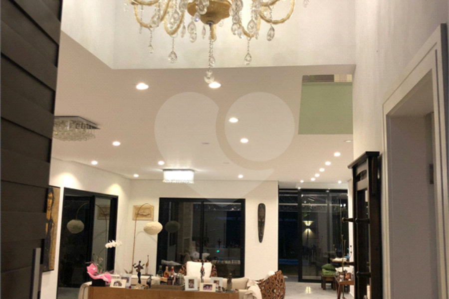 Casa à venda ou para alugar com 4 suítes no condomínio Residencial Tamboré 10, Santana de Parnaíba - SP