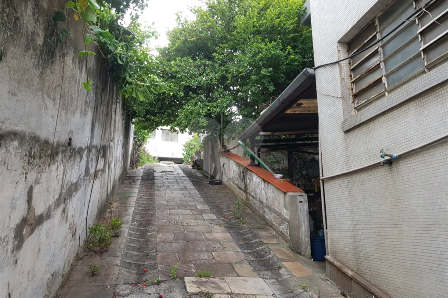 Sobrado à venda com 4 quartos em Santana, São Paulo, SP
