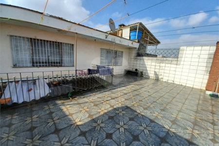 Sobrado à venda com 4 quartos, sendo 2 suítes, em Vila Medeiros, São Paulo, SP
