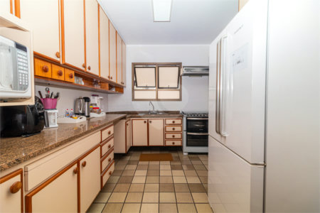 Apartamento à venda com 4 quartos, sendo 2 suítes, em Campo Belo, São Paulo, SP