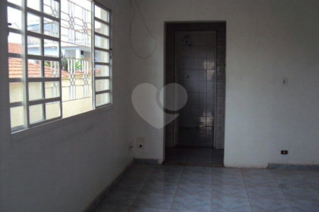 Sobrado à venda com 4 quartos em Parada Inglesa, São Paulo, SP