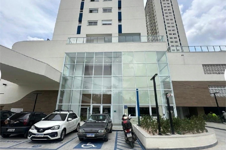 Apartamento à venda com 3 quartos, sendo 1 suíte,  em Barueri, Barueri, SP