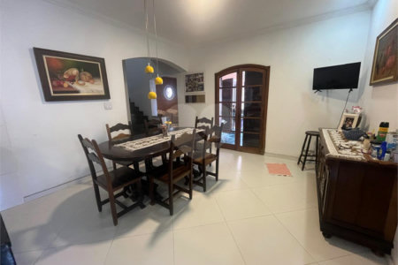 Casa à venda com 3 quartos, sendo 1 suíte, em Jardim Maria Antônia Prado, Sorocaba, SP