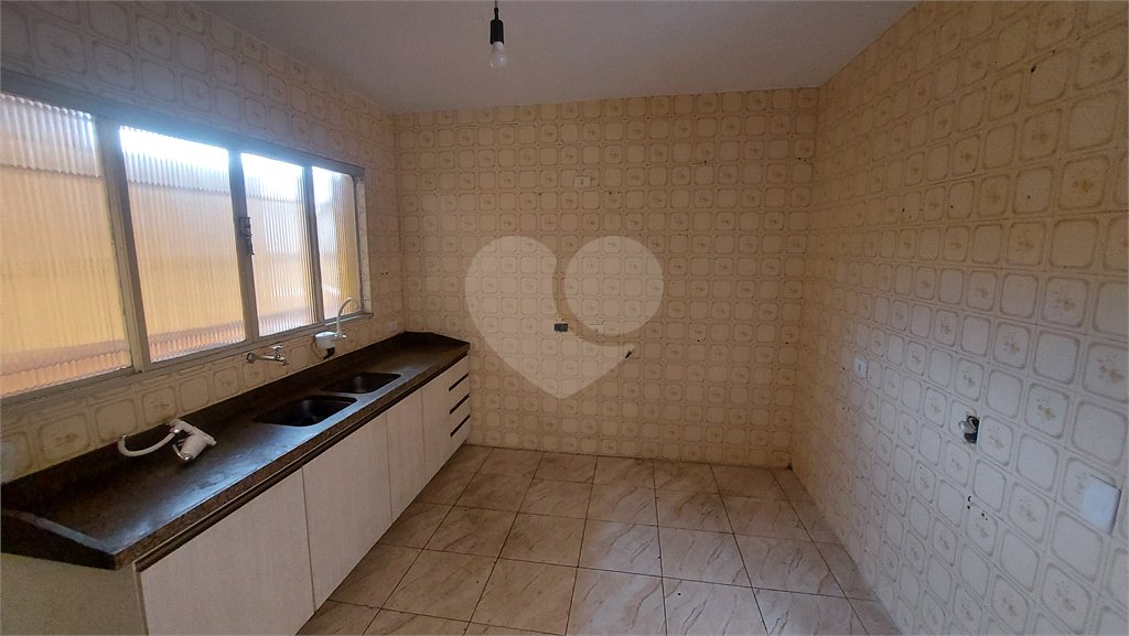 Sobrado à venda com 4 quartos, sendo 1 suíte,  em Vila Guarani (z Sul), São Paulo, SP