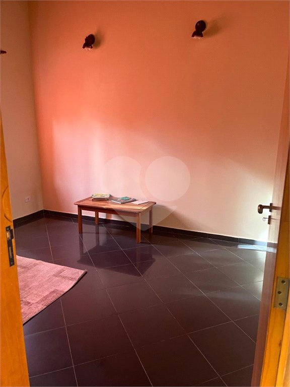 Casa à venda com 4 quartos, sendo 1 suíte, no condomínio Estancia da Serra / Residencial Nova Mairipora, Mairiporã - SP