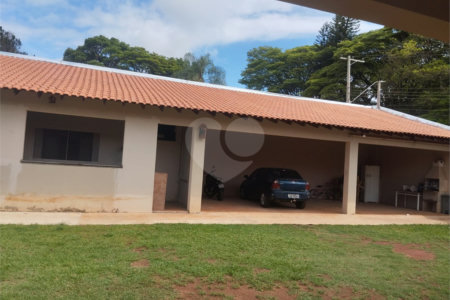 Chácara à venda com 3 quartos, sendo 1 suíte, em Chácara Flora Araraquara, Araraquara, SP