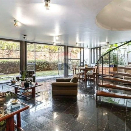 Casa à venda com 4 suítes em Jardim Vitória Régia, São Paulo, SP