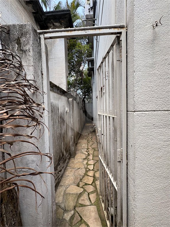 Sobrado à venda com 6 quartos, sendo 1 suíte, em Vila Nova Conceição, São Paulo, SP