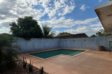 Casa à venda ou para alugar com 4 quartos, sendo 2 suítes,  em Santa Terezinha, Três Lagoas, MS