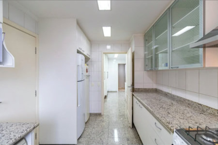 Apartamento para alugar com 4 suítes em Vila Andrade, São Paulo, SP