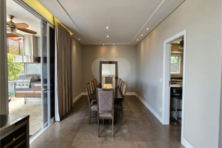 Casa à venda com 5 suítes no condomínio Jardim Vila Paradiso, Indaiatuba - SP