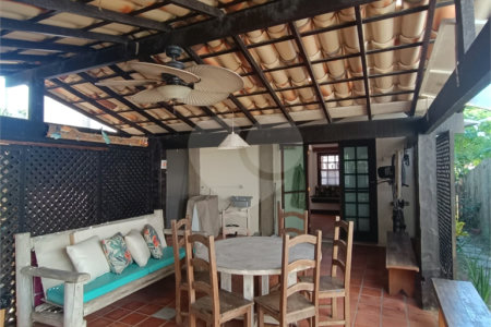 Casa em condomínio à venda com 2 quartos em Manguinhos, Armação dos Búzios, RJ