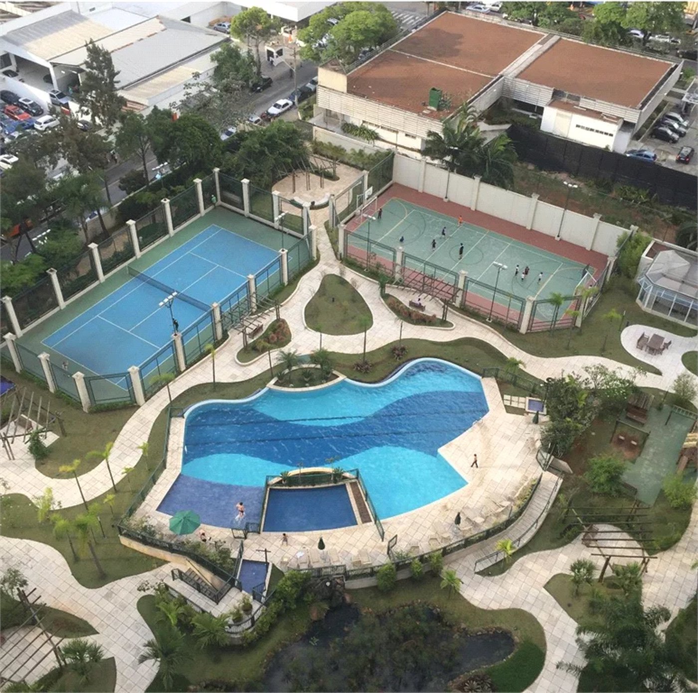 Apartamento à venda com 4 suítes em Vila Gertrudes, São Paulo, SP