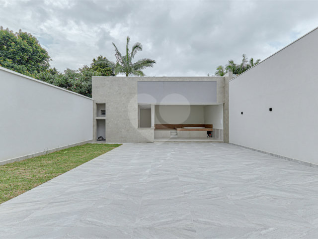 Casa à venda com 4 suítes no condomínio Carmen, São Paulo - SP