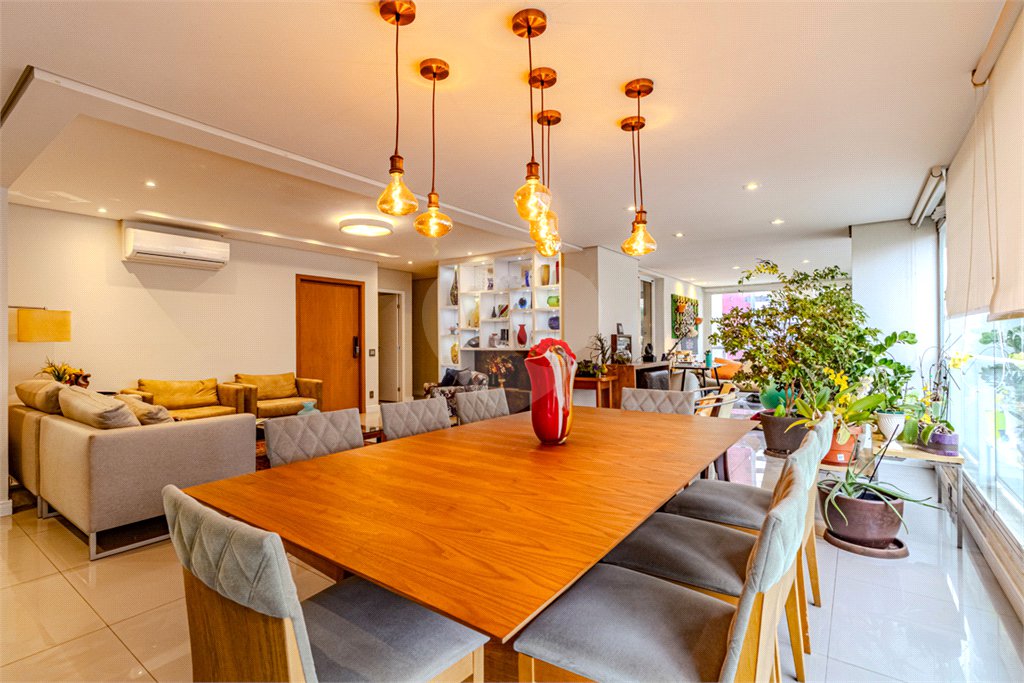 Apartamento à venda com 3 suítes em Alto da Lapa, São Paulo, SP
