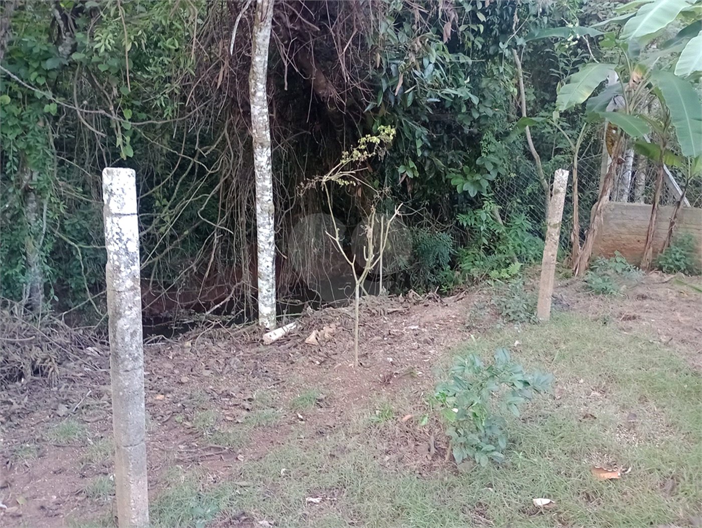 Chácara à venda com 5 quartos, sendo 1 suíte, em Jardim Marabá, Itapetininga, SP
