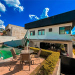 Casa à venda com 4 quartos, sendo 3 suítes,  no condomínio Vintage, Cotia - SP