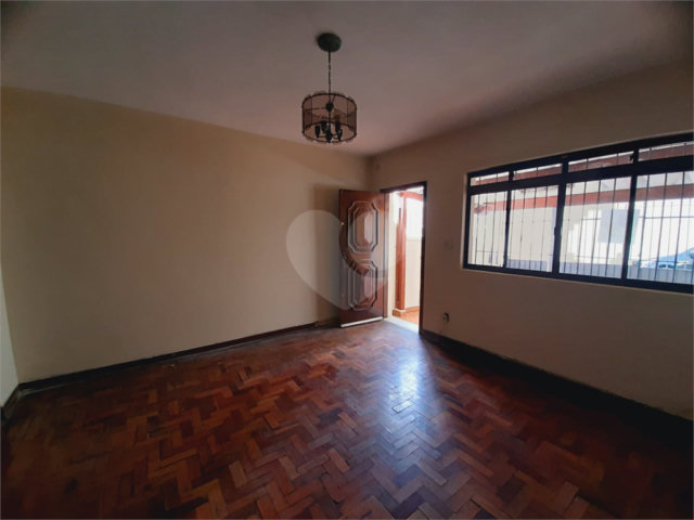 Sobrado à venda com 2 quartos em Santana, São Paulo, SP