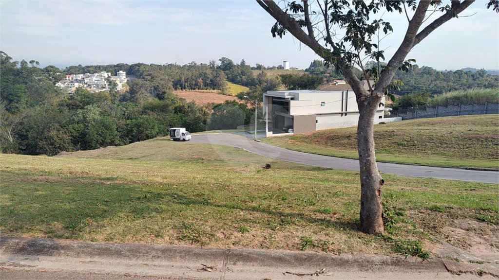Belo terreno no Condomínio Santa Isabel II - Louveira SP.