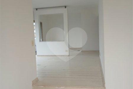 Apartamento à venda com 3 suítes em Santana, São Paulo, SP