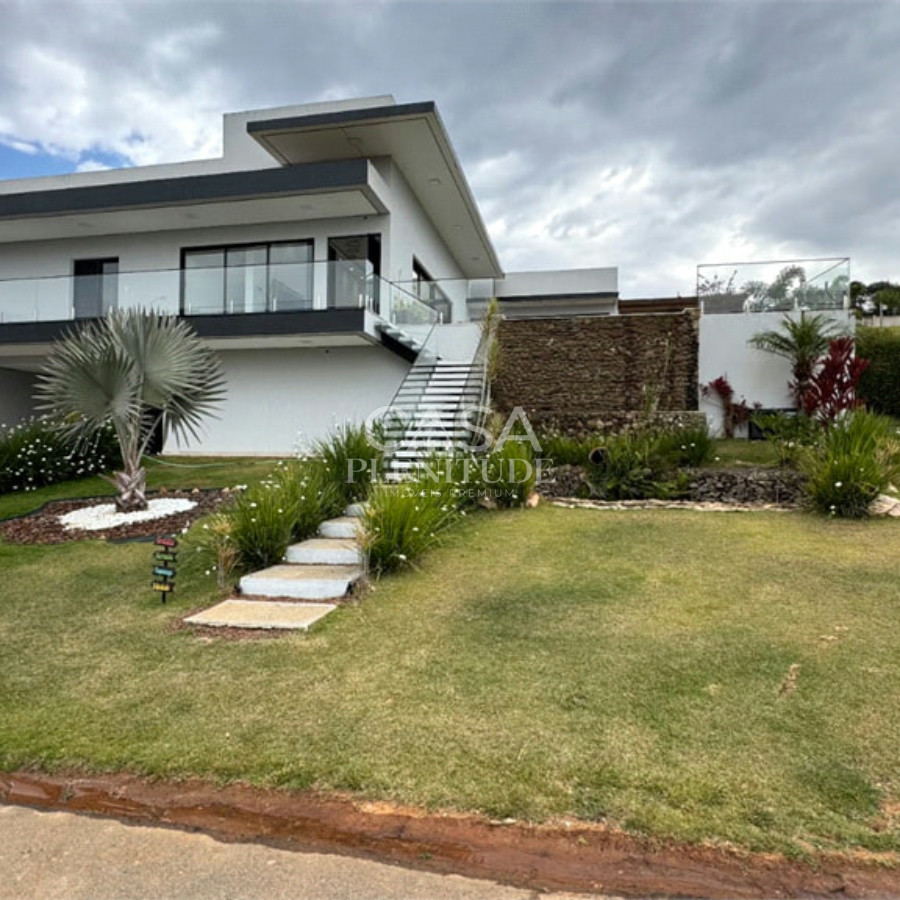 Casa em condomínio à venda ou para alugar com 5 quartos, sendo 3 suítes, no Centro, Piedade, SP