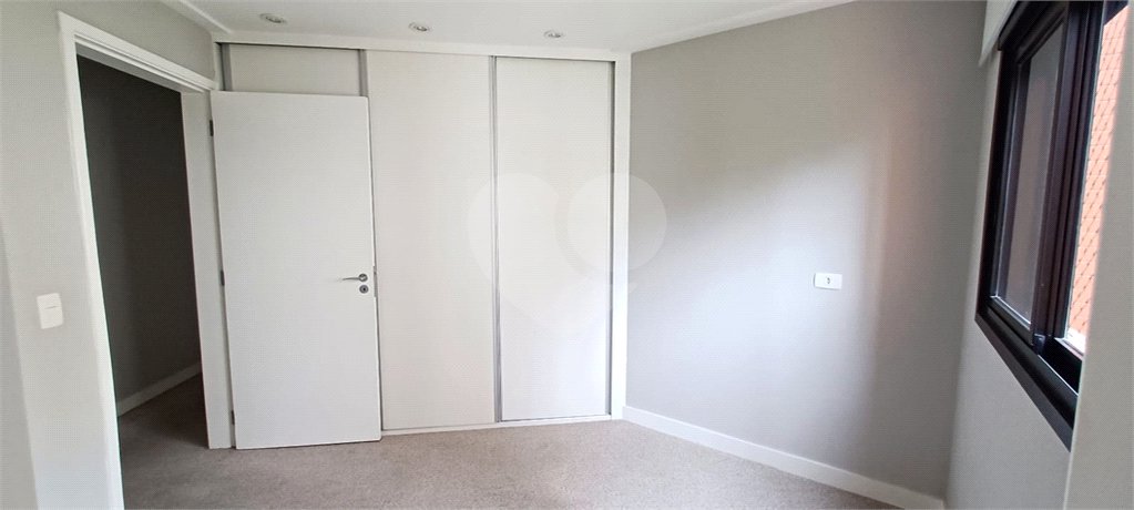 Apartamento à venda com 3 suítes em Jardim Fonte do Morumbi, São Paulo, SP