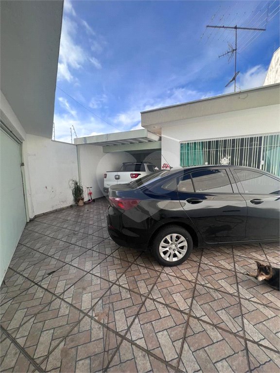 Casa à venda com 3 quartos em Vila Oliveira, Mogi das Cruzes, SP