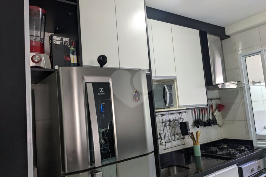 Apartamento à venda com 2 quartos, sendo 1 suíte,  em Jardim Rosa de Franca, Guarulhos, SP