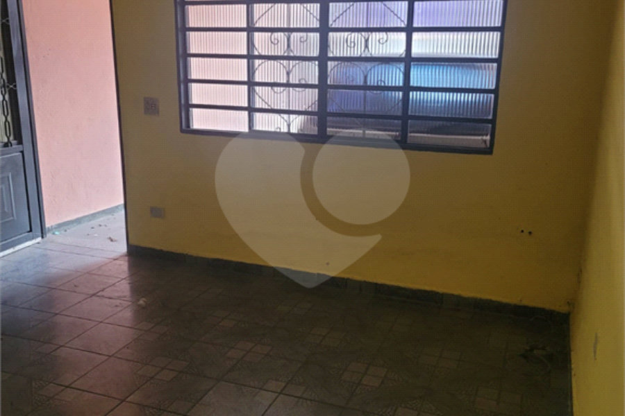 Casa à venda com 2 quartos no condomínio Travessa Salomão Régis Piza,17, São Paulo - SP