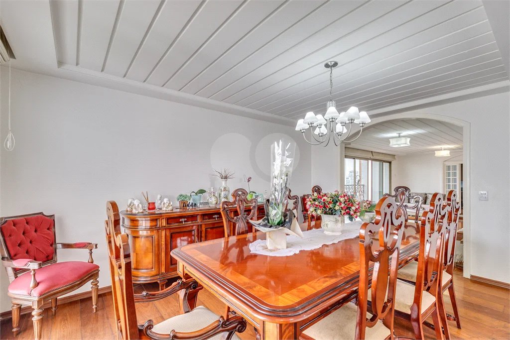 Apartamento à venda com 4 quartos, sendo 2 suítes, em Brooklin, São Paulo, SP