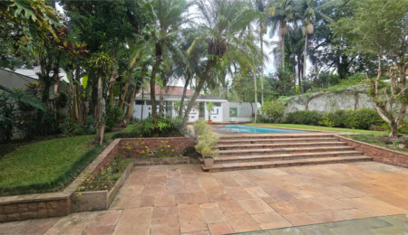 Casa à venda com 4 suítes em Santo Amaro, São Paulo, SP