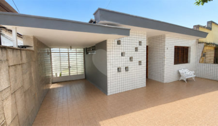 Casa Térrea à venda com 3 quartos em Mandaqui, São Paulo, SP