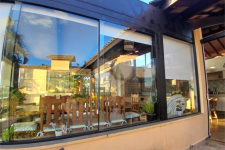 Casa Térrea à venda com 5 suítes em Bairro do Cambará, São Roque, SP