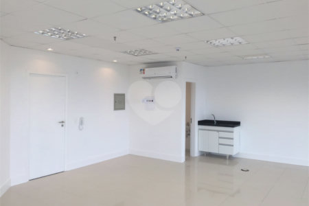 Sala à venda em Parque Bela Vista, Votorantim, SP