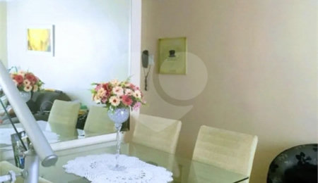 Apartamento à venda com 2 quartos em Chora Menino, São Paulo, SP