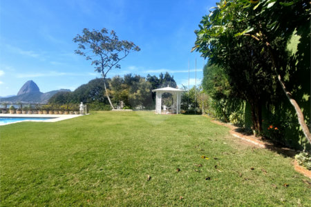 Casa à venda com 3 quartos, sendo 1 suíte, em Botafogo, Rio de Janeiro, RJ
