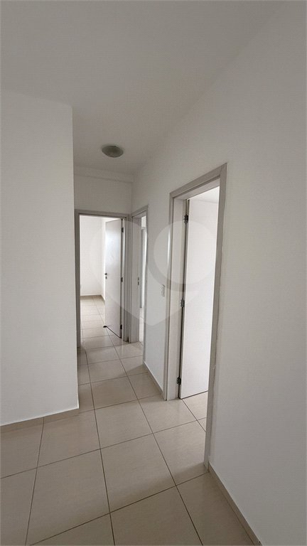 Apartamento à venda com 3 quartos, sendo 1 suíte,  em Jardim Nova Era, Salto, SP