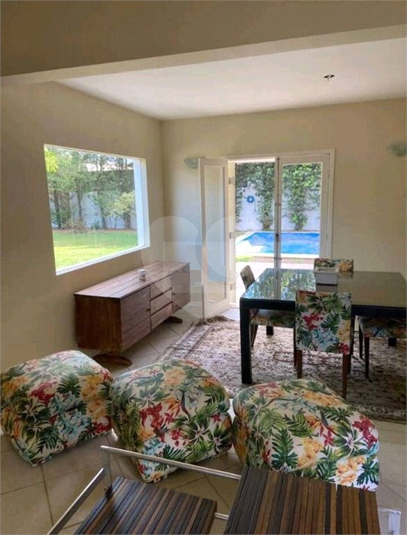 Sobrado à venda com 3 quartos, sendo 1 suíte, em Jardim Maristela, Atibaia, SP