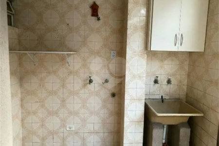 Sobrado à venda com 3 quartos em Jardim Arpoador, São Paulo, SP