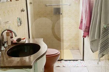 Casa Térrea à venda com 5 quartos em Parque Vitória, São Paulo, SP
