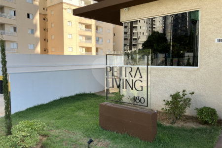 Apartamento à venda com 3 quartos, sendo 1 suíte,  em Parque Campolim, Sorocaba, SP