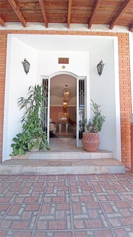 Casa à venda com 4 quartos, sendo 2 suítes,  em Nova Vinhedo, Vinhedo, SP
