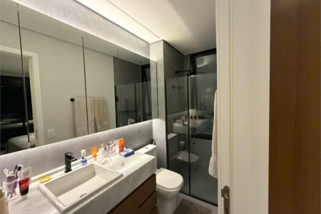 Apartamento à venda com 4 quartos, sendo 1 suíte,  em Cerqueira César, São Paulo, SP