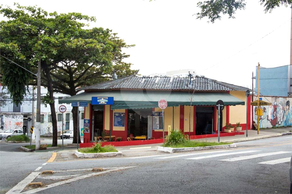 Casa de Vila à venda com 3 quartos em Vila Ipojuca, São Paulo, SP