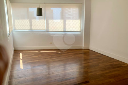 Apartamento à venda com 3 quartos, sendo 1 suíte, em Perdizes, São Paulo, SP