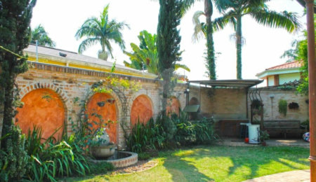 Sobrado à venda com 7 quartos, sendo 5 suítes,  em Alto da Boa Vista, São Paulo, SP