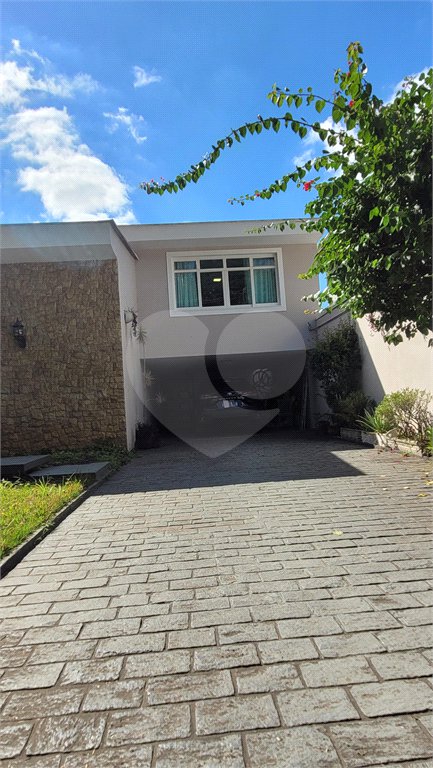 Sobrado à venda com 4 quartos, sendo 3 suítes, em Brooklin Paulista, São Paulo, SP