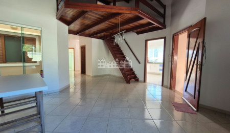 Casa à venda com 3 quartos, sendo 1 suíte,  em Retiro das Fontes, Atibaia, SP