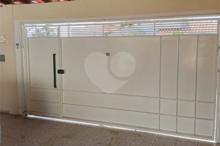 Casa de Vila à venda com 3 quartos em Jardim Santa Cruz, Salto, SP