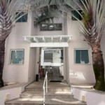 Apartamento para alugar com 2 quartos, sendo 1 suíte, em Alvinópolis, Atibaia, SP